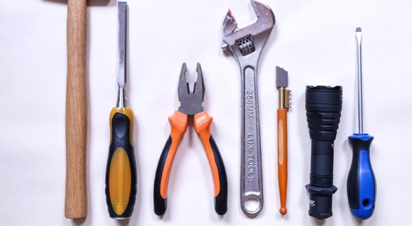tools-2145771
